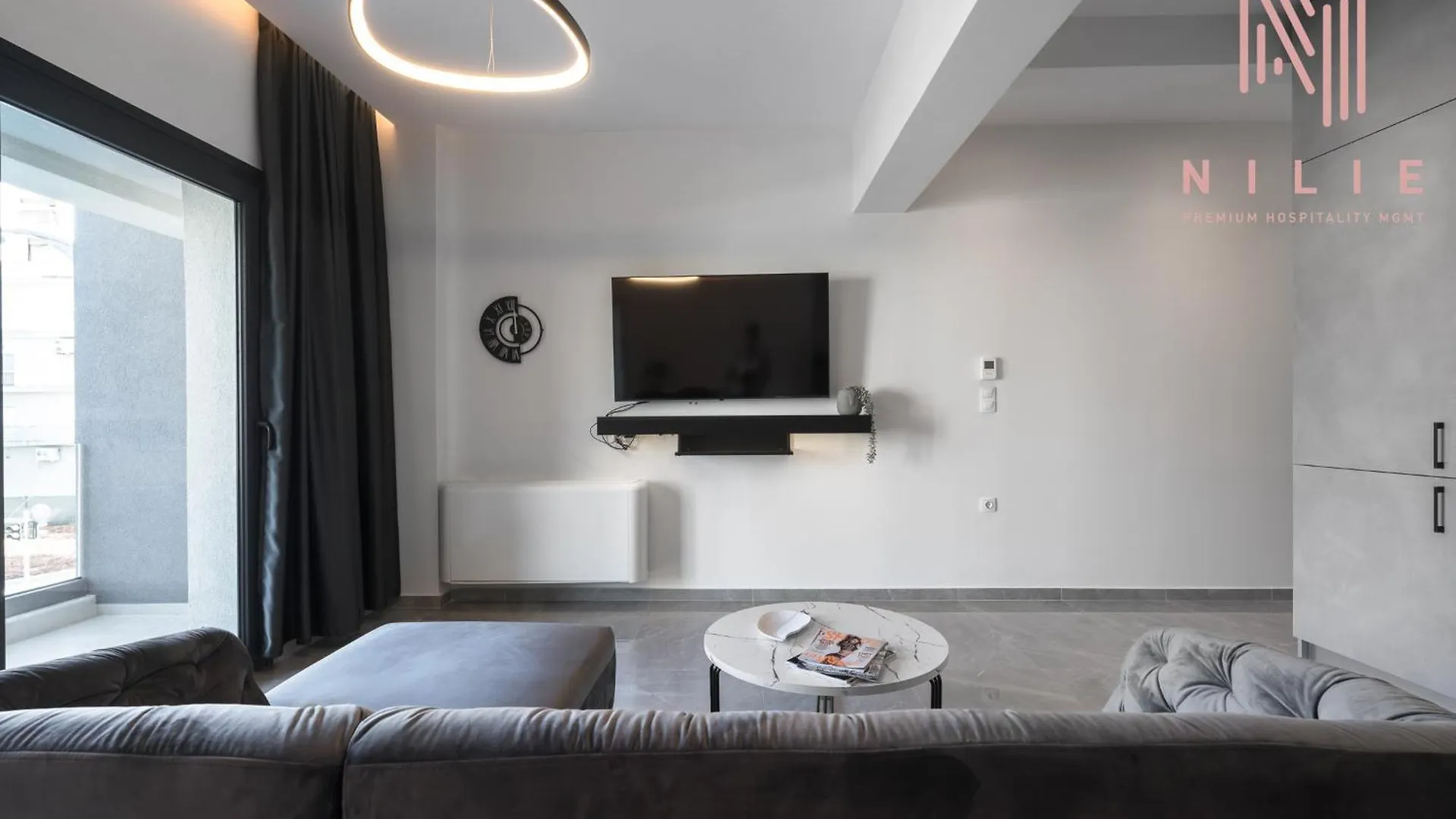 アパート Villa 8 No 1,10, Nilie Hospitality Mgmt テッサロニキ